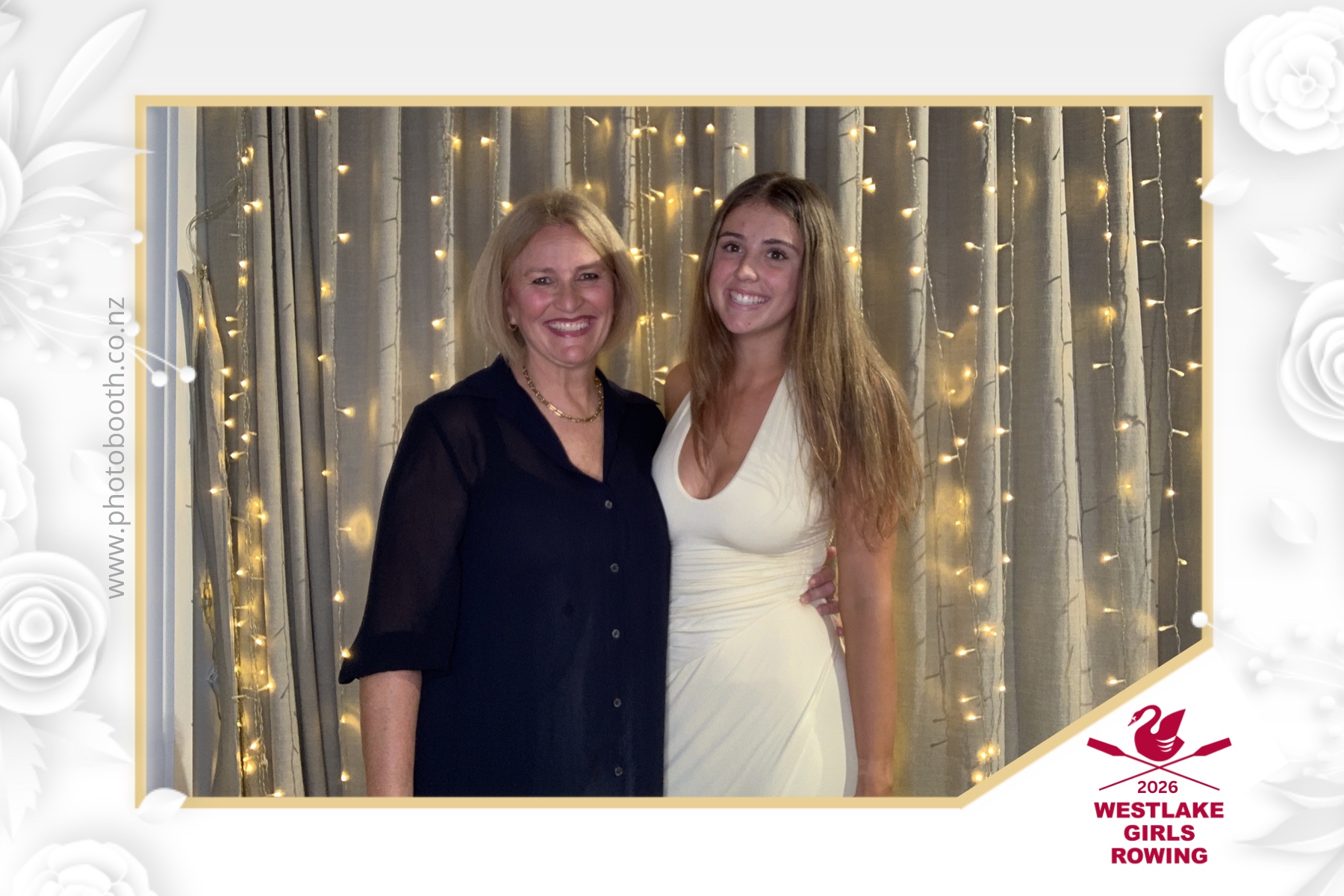 Westlake Girls Rowing Awards — Selfie Central photo booth